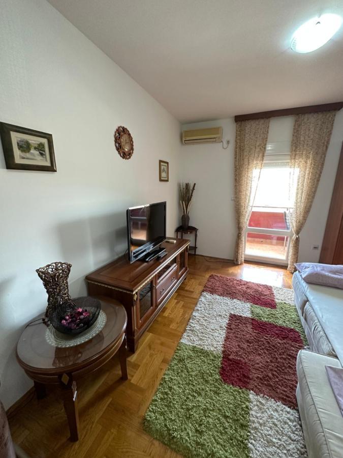 Bella Apartman Подгорица Экстерьер фото